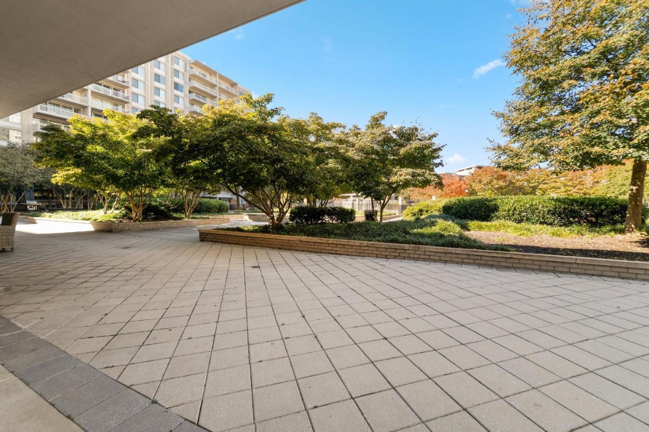 Urbandelight Crystal City Mins To Dc Free Parking Арлингтън Екстериор снимка